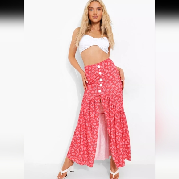 Boohoo size 8 red floral drop hem maxi skirt - Picture 2 of 9